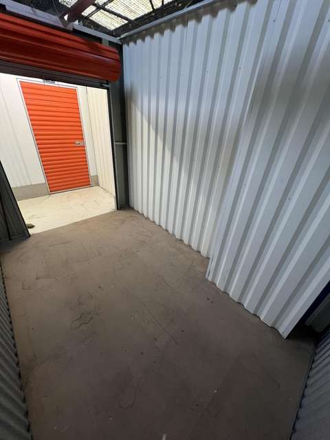 Box de 8m2 - Mondeville