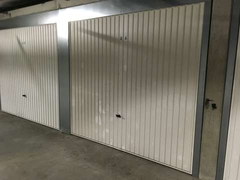Garage en sous-sol à Vénissieux