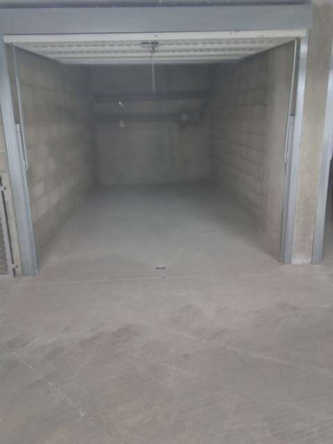 Louer un garage - Bron