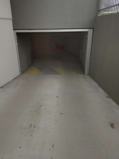 Garage à louer sur Bron