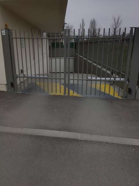 Location garage Bron
