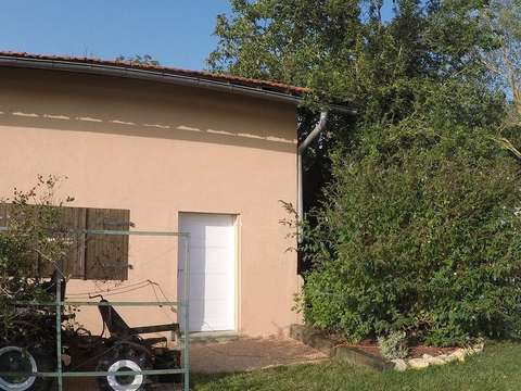 Pièce dans local d'une ancienne conserverie