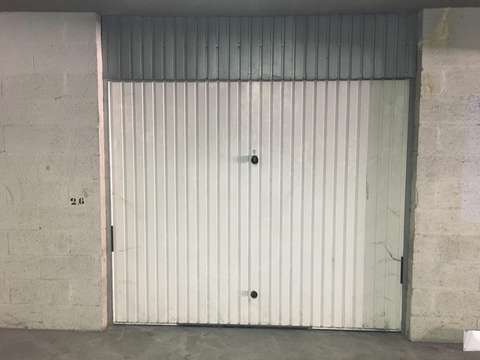Garage en sous-sol / St Jean de Braye
