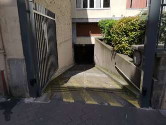 Box privatif sécurisé en sous-sol 10M2