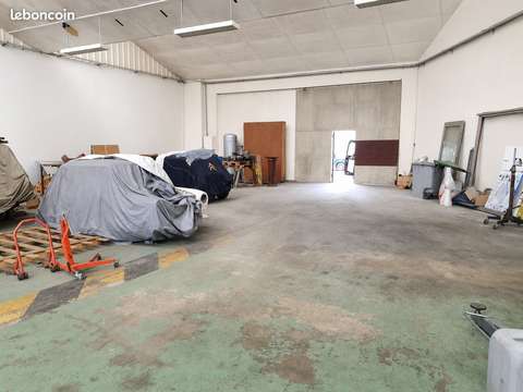 Entrepot / hangar
