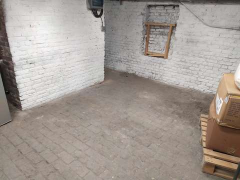 Cave / Box 12m2, dans une résidence sécurisée,