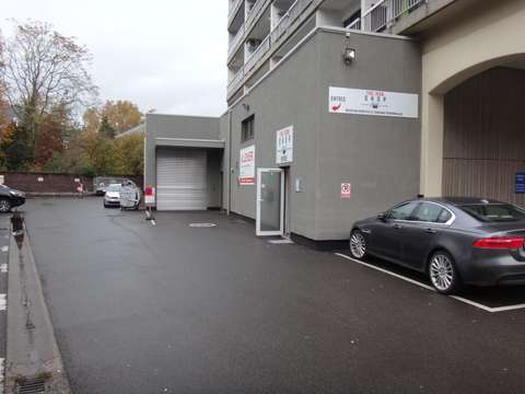 Grand espace de stockage (sous-sol)
