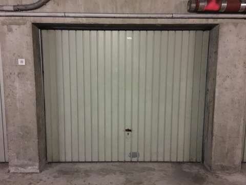 Garage fermé / Bourg Sud