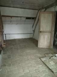 Grenier 12m2 ou espace divisible suivant demande