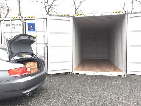 Box sécurisé et étanche 38m3 accès illimité sur