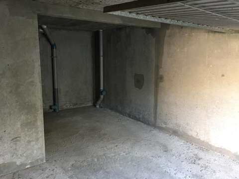 Garage fermé Evreux rez de chaussée