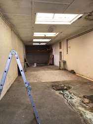 Magazijn, loods te Merksem // Magasin, entrepôt à louer à Merksem