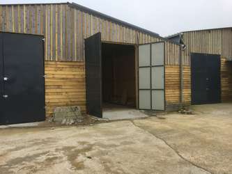 Entrepôt hangar stockage