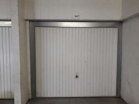 Garage sécurisé de 12m² à Val de Reuil