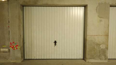 Stationnement / Zone commerciale de Bourg