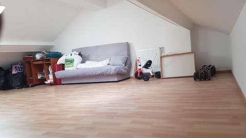 Pièce à louer