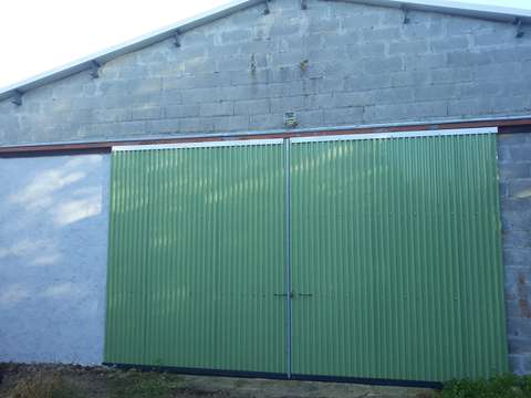 ESPACE DE CO-STOCKAGE DANS HANGAR FERMÉ ET SÉCURISÉ