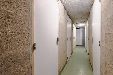 Cave sécurisé de 5 m² à louer.