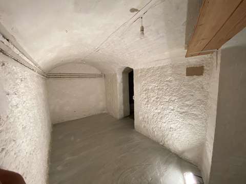Belle cave Paris 10m2