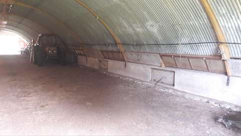 Hangar tunnel ouvert