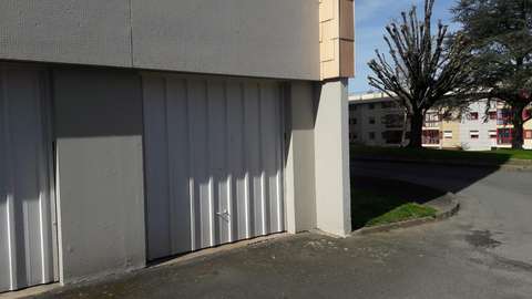 Garage/Box à louer 14 m2 La Roche sur