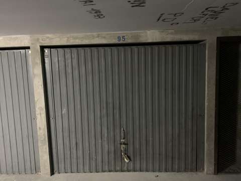 Garage à louer / Leysse