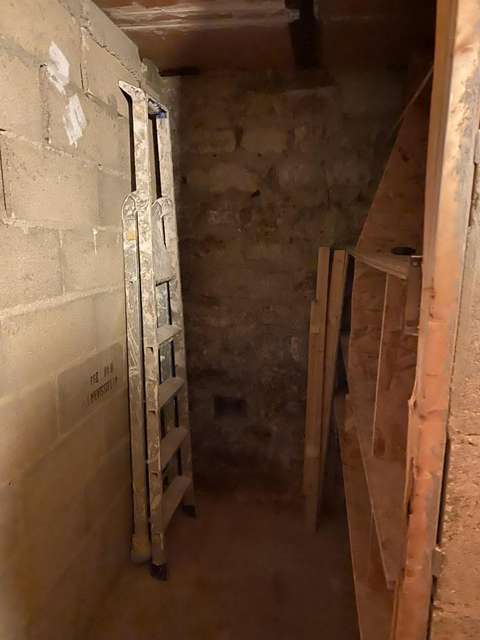 Cave à louer Paris18