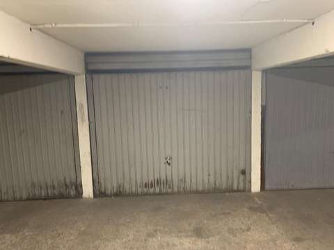Garage de 13m² proche Chambéry à la location
