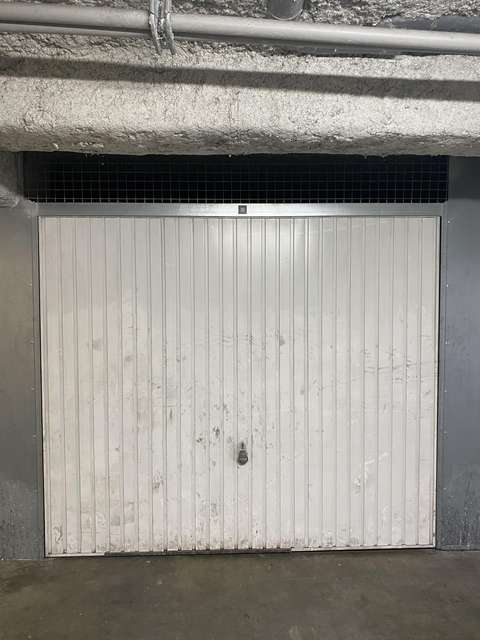 INTRA : Grand box à louer Toulouse 17m²