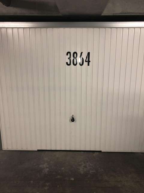 Location : box 14m² Bordeaux sous-sol sécurisé