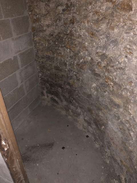 cave sol beton deuxieme ssol rue Lancry
