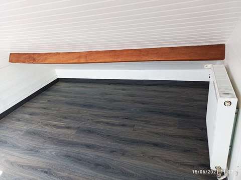 Debarras a louer au 2eme étage d'une maison
