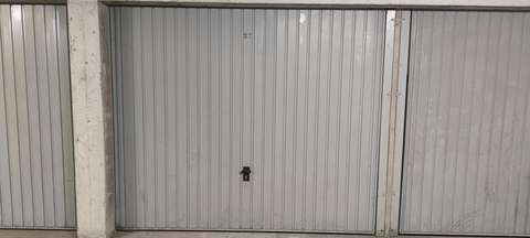 Garage en sous-sol sécurisé à Valence