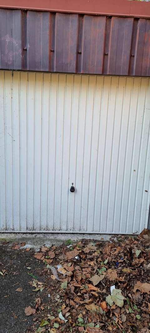 Petit garage à Neuilly sur Marne