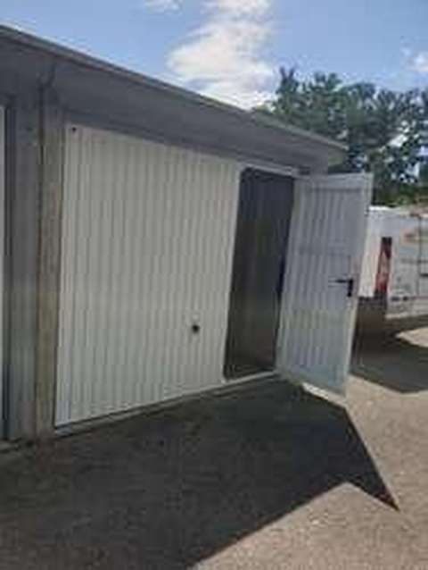 Box stockage fermé RDC proche Mulhouse
