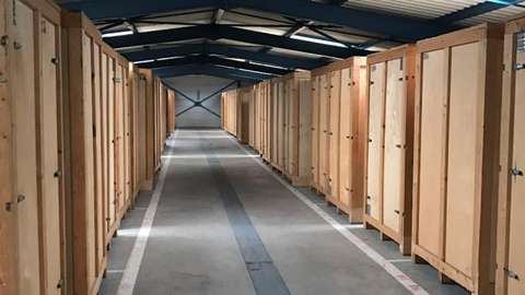 Box de stockage neuf et sécurisé de 8m3