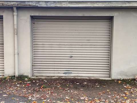 A louer : garage à Bourg en Bresse