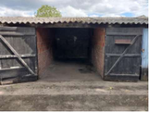 Box pour parking en RDC, 12,5m2 / 33