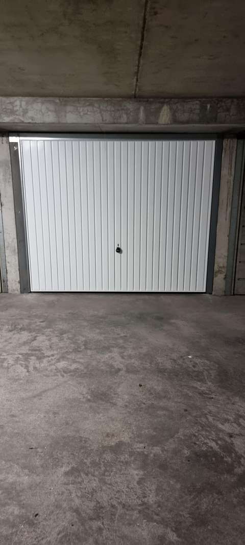Garage sécurisé en garage Fontenay