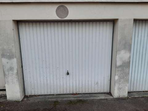 Box de stockage / garage à Châlette-sur-Loing