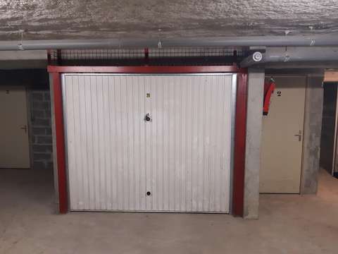 Garage à louer à Amilly