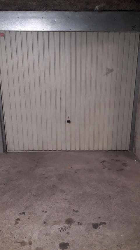 Garage à Miribel