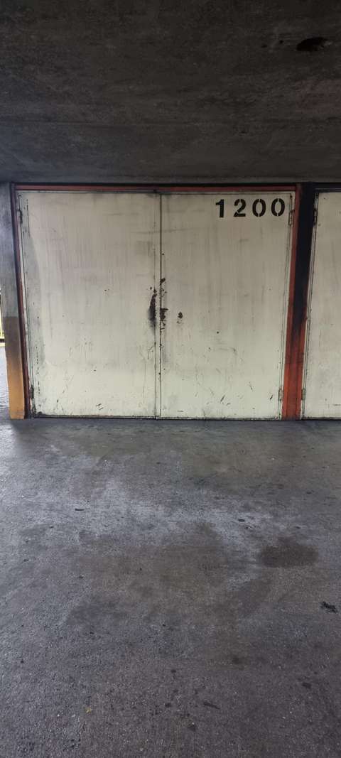 Garage à louer
