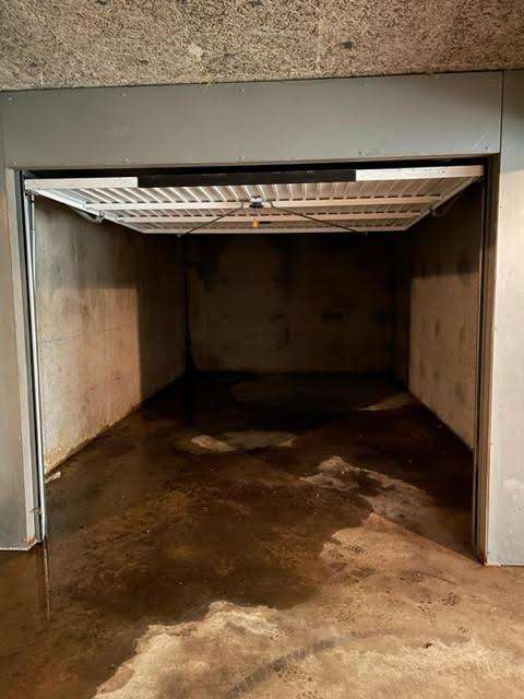 Garage fermé / Feuquières / 23m²