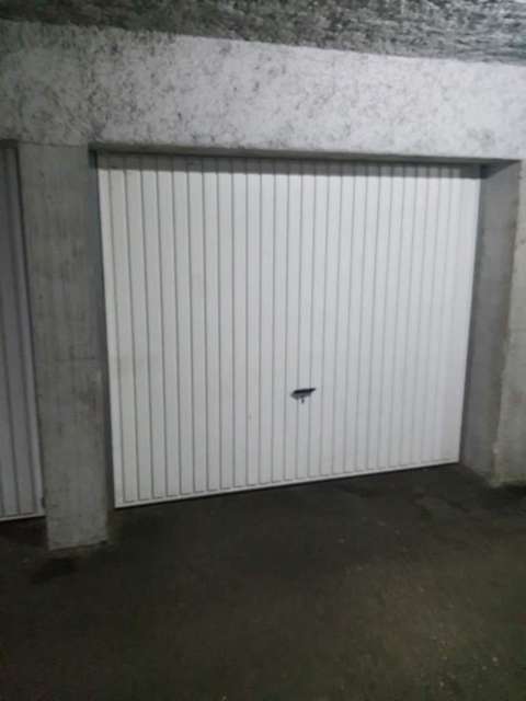 Garage fermé - Parking - Besançon