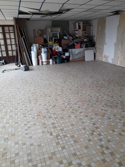 Espace de stockage entre 5 et 90m² sur