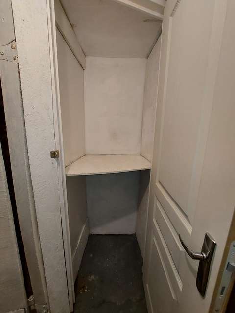 Magnifique Box de stockage sécurisé 1m² - Paris
