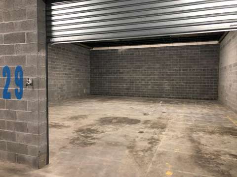 Box de stockage sécurisé 138m²