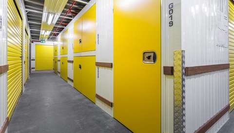 Box de stockage sécurisé de 16m² à Pantin