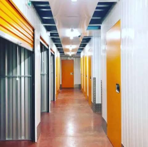 Box de stockage sécurisé - 7m² à Annecy